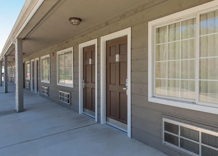 Stagecoach Inn Woodville